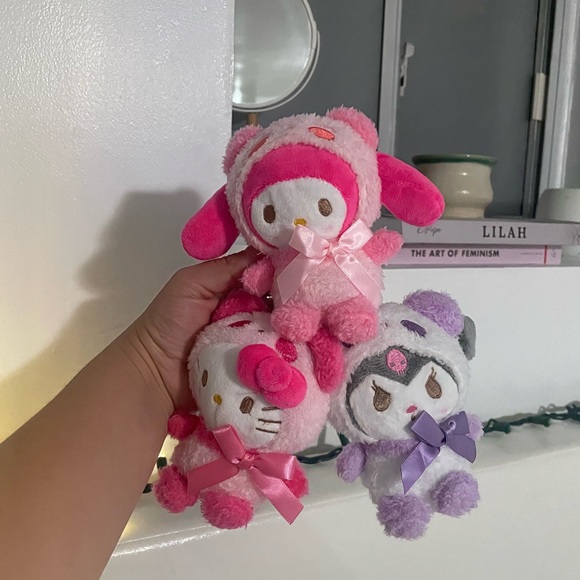 Sanrio keychain bundle - Picture 2 of 6